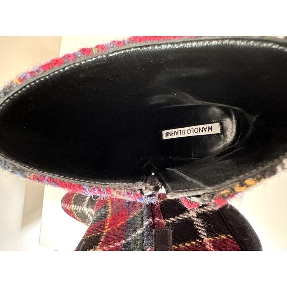 Manolo Blahnik Boots Wool Plaid Multicolor Zipper Block Heel  New Manolo Blahnik Boots Wool Plaid Multicolor Zipper Block Heel Size 37 Womens
